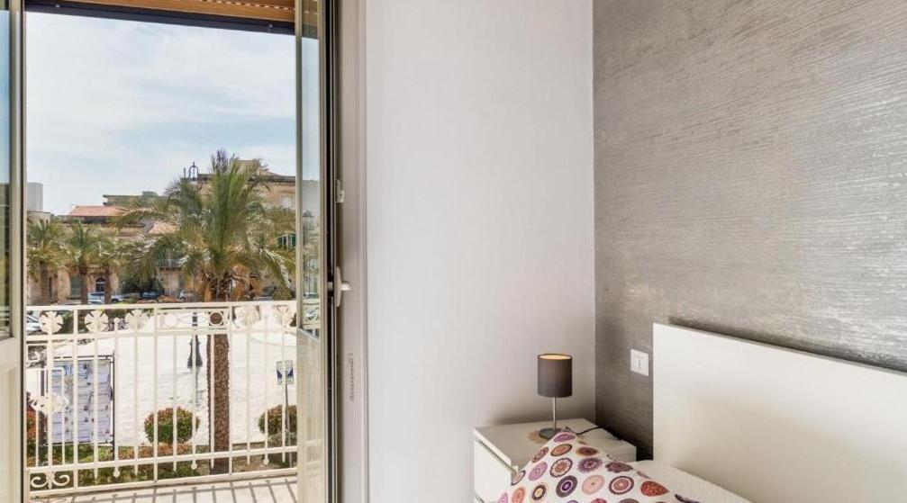 Casa Vacanza Il Gelsomino Magico Авола Екстериор снимка
